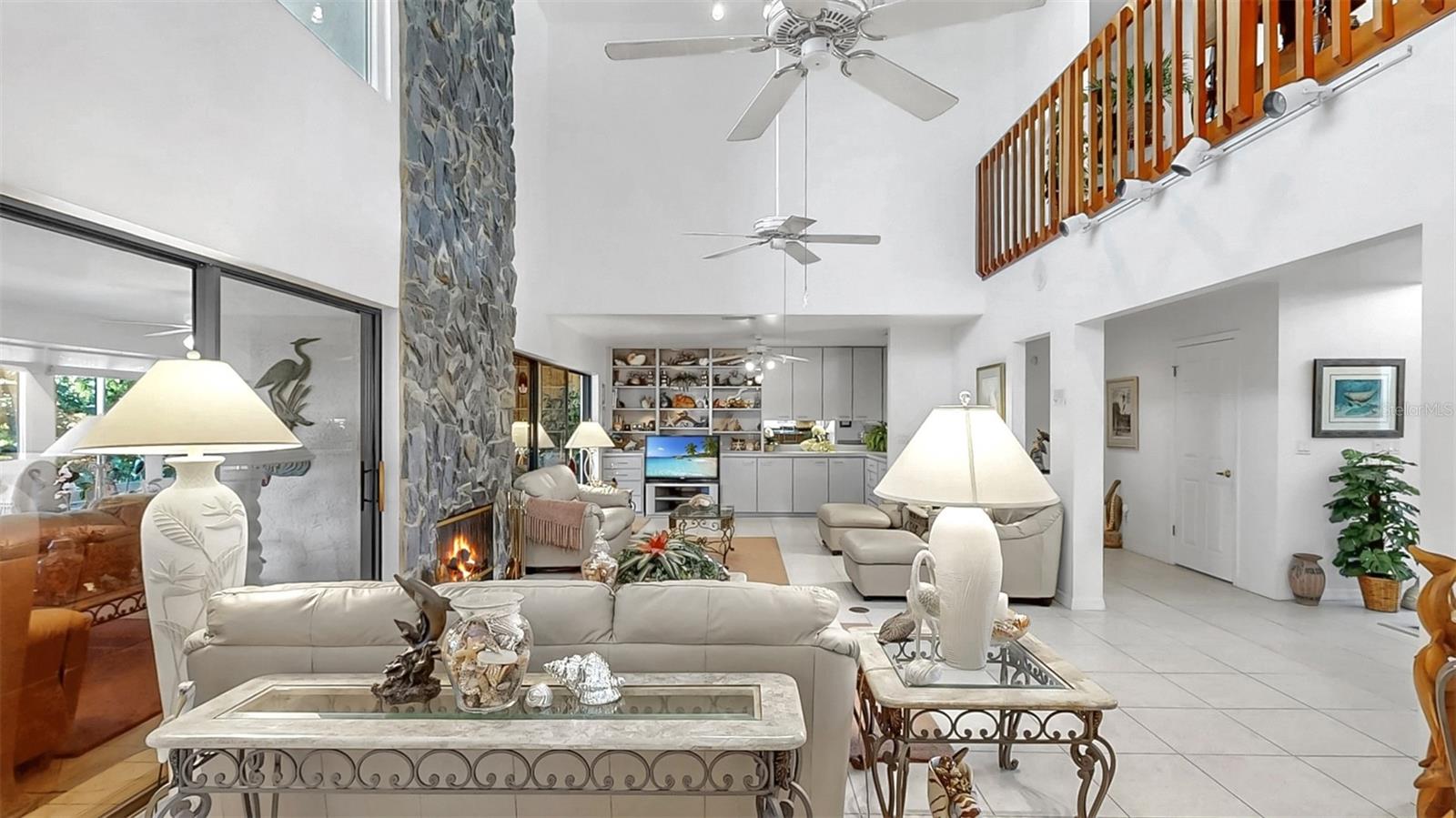 Image 18 of 78 For 929 Symphony Isles Boulevard