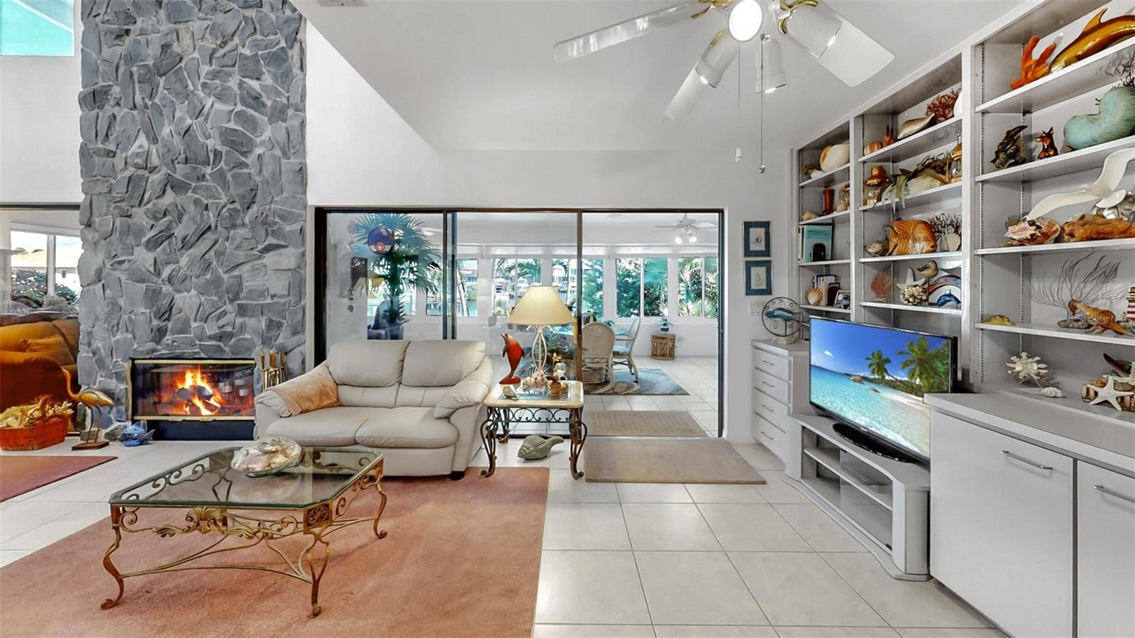 Image 19 of 78 For 929 Symphony Isles Boulevard