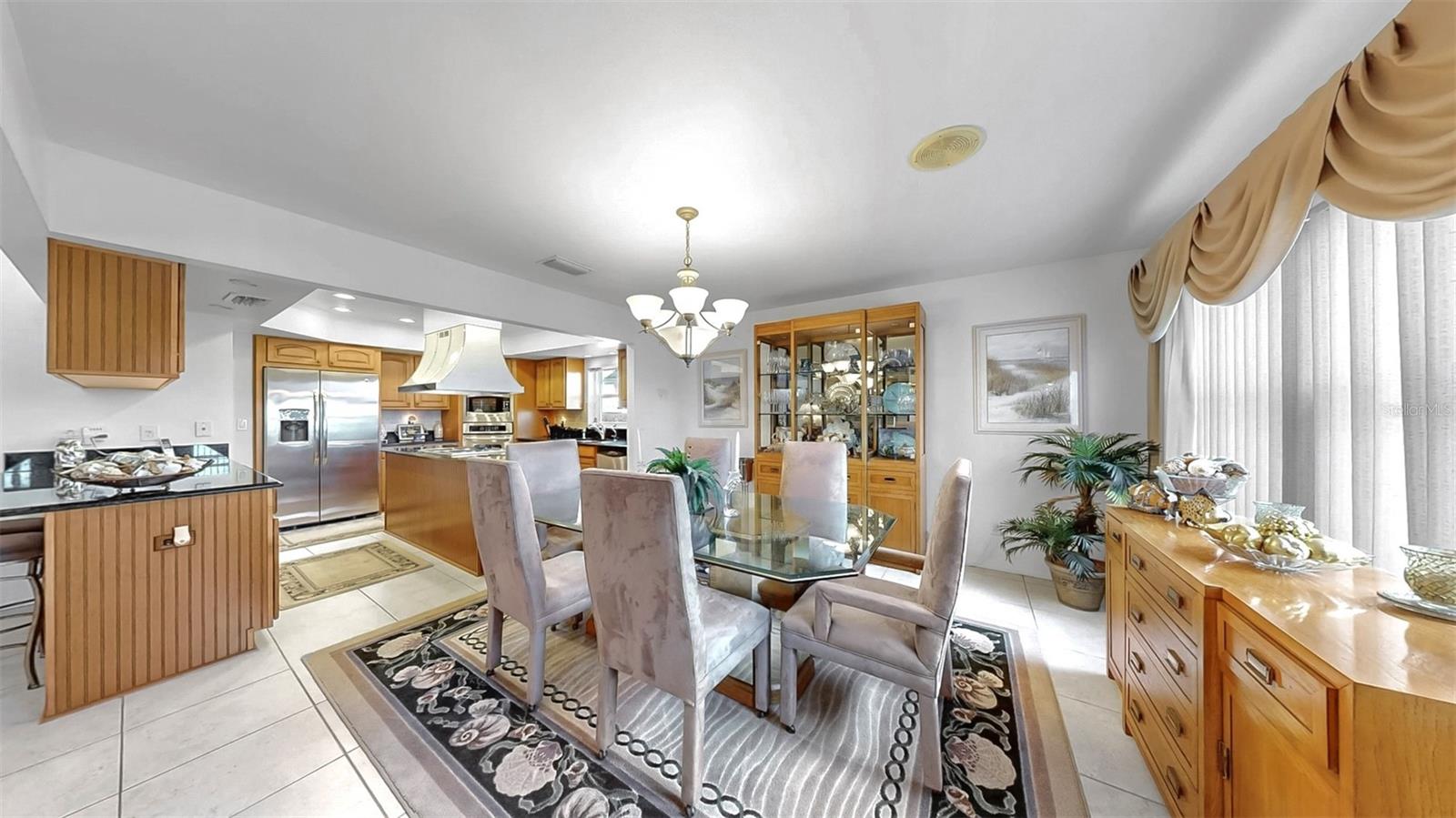 Image 23 of 78 For 929 Symphony Isles Boulevard