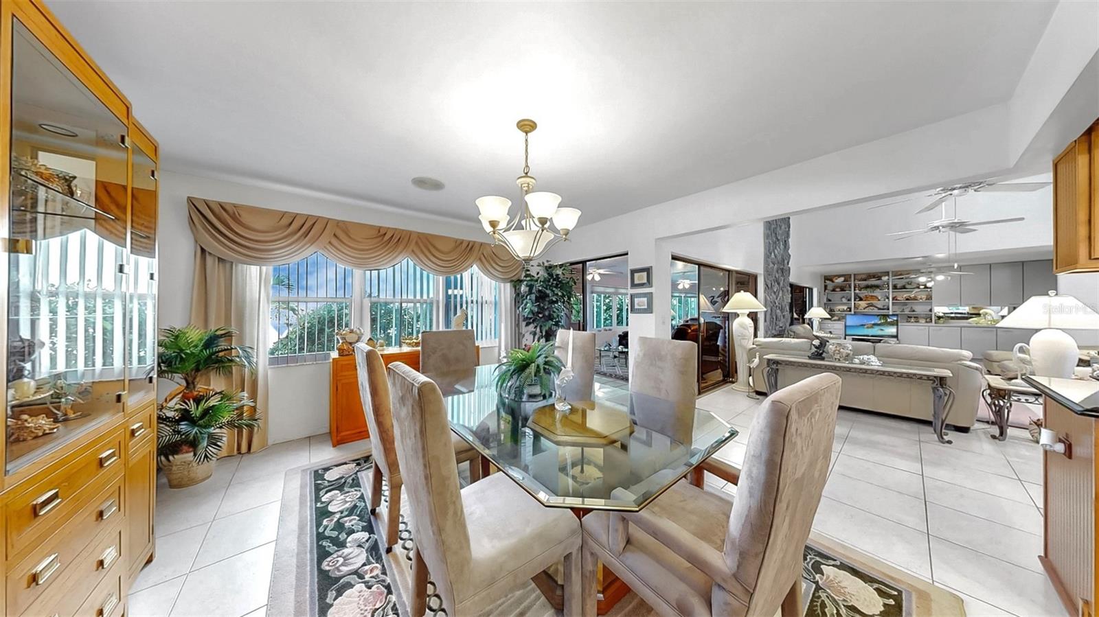 Image 25 of 78 For 929 Symphony Isles Boulevard