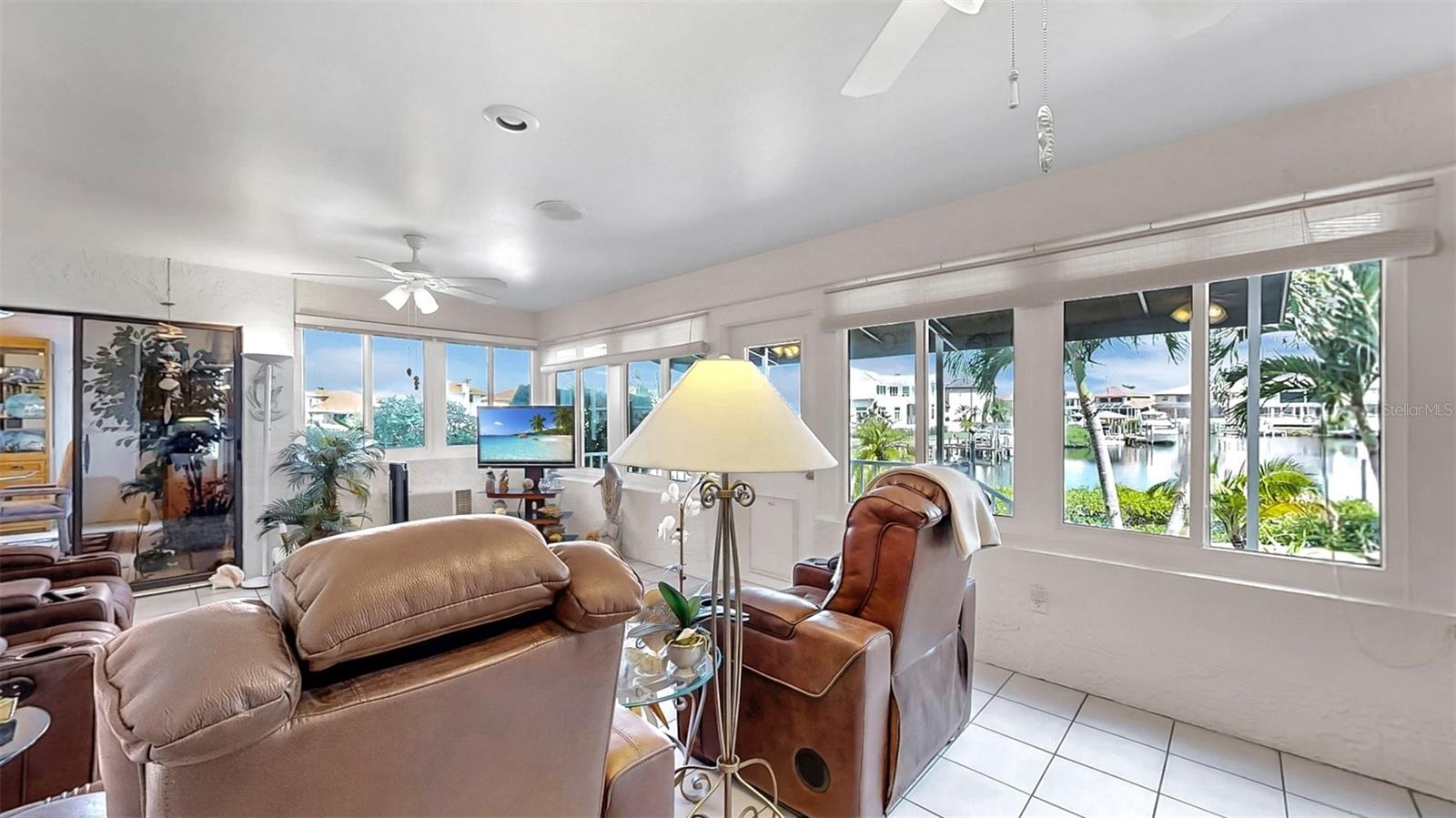 Image 40 of 78 For 929 Symphony Isles Boulevard