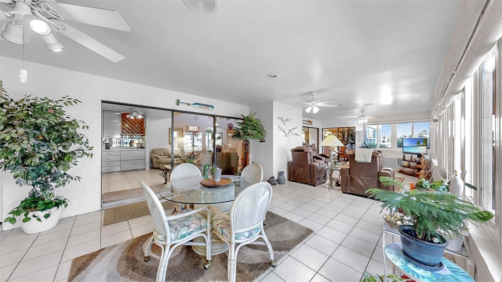 Image 43 of 78 For 929 Symphony Isles Boulevard