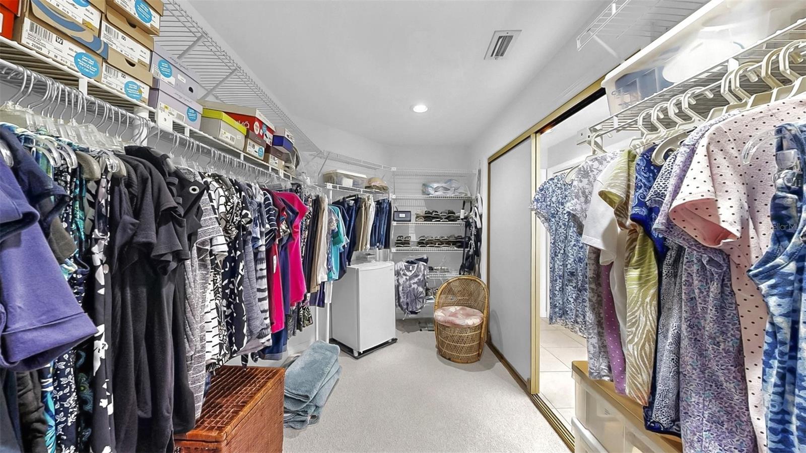 Image 53 of 78 For 929 Symphony Isles Boulevard