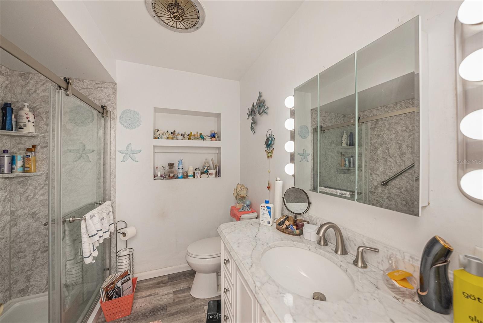 Image 15 of 23 For 224 Timberlane Drive