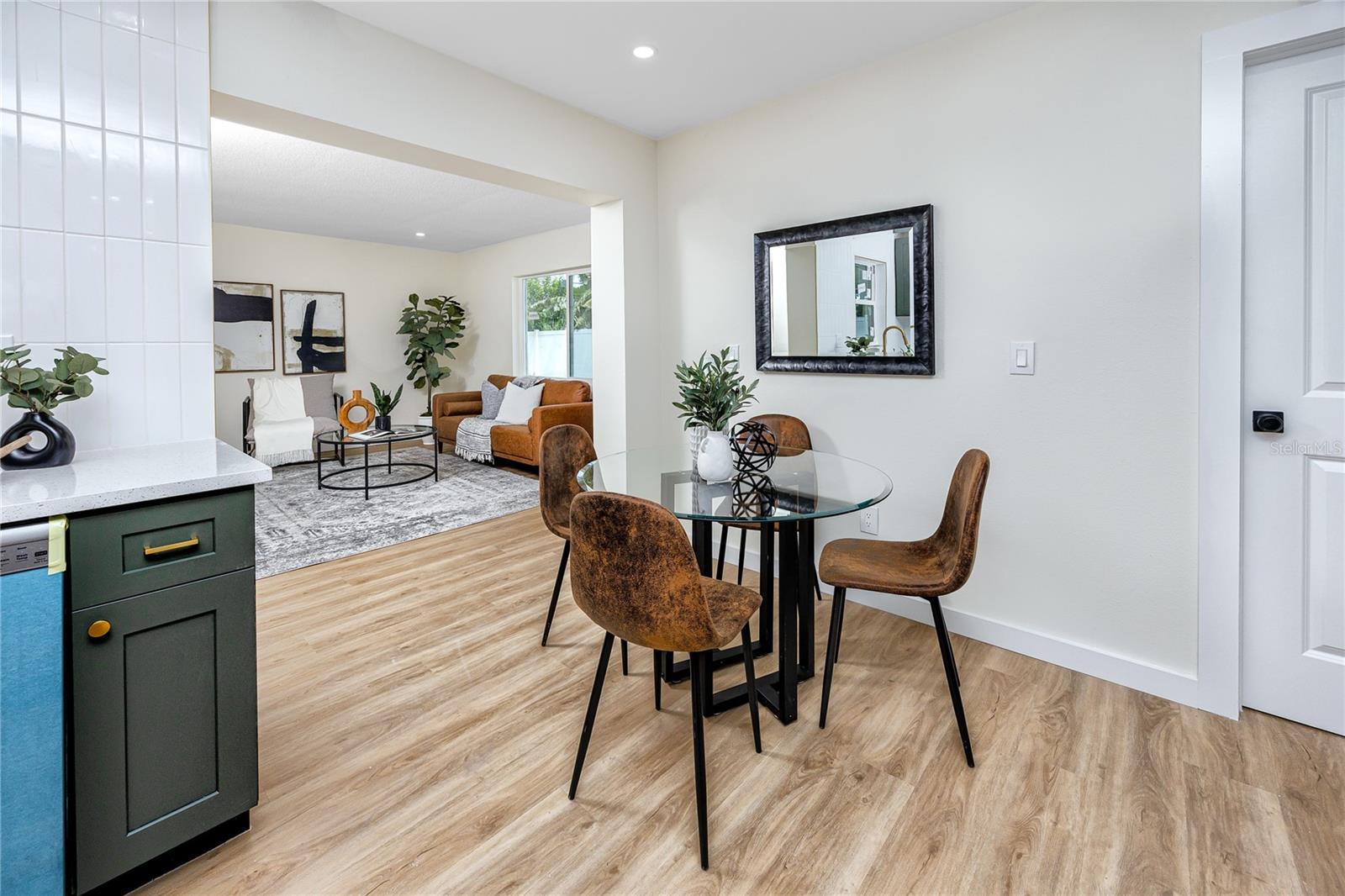 Image 16 of 43 For 2541 Columbus Way S