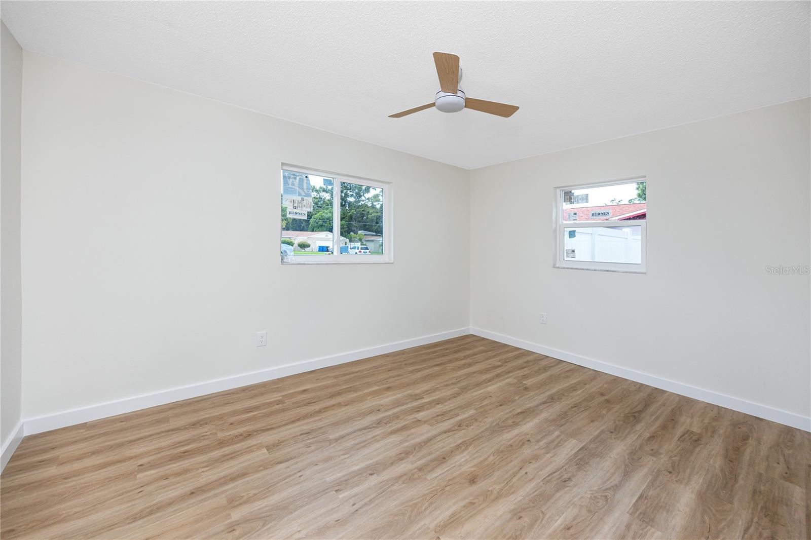 Image 25 of 43 For 2541 Columbus Way S