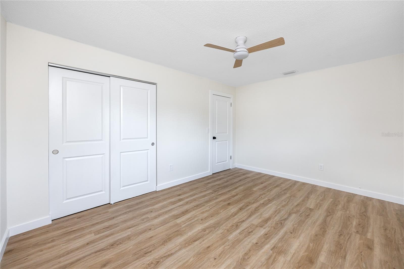 Image 26 of 43 For 2541 Columbus Way S