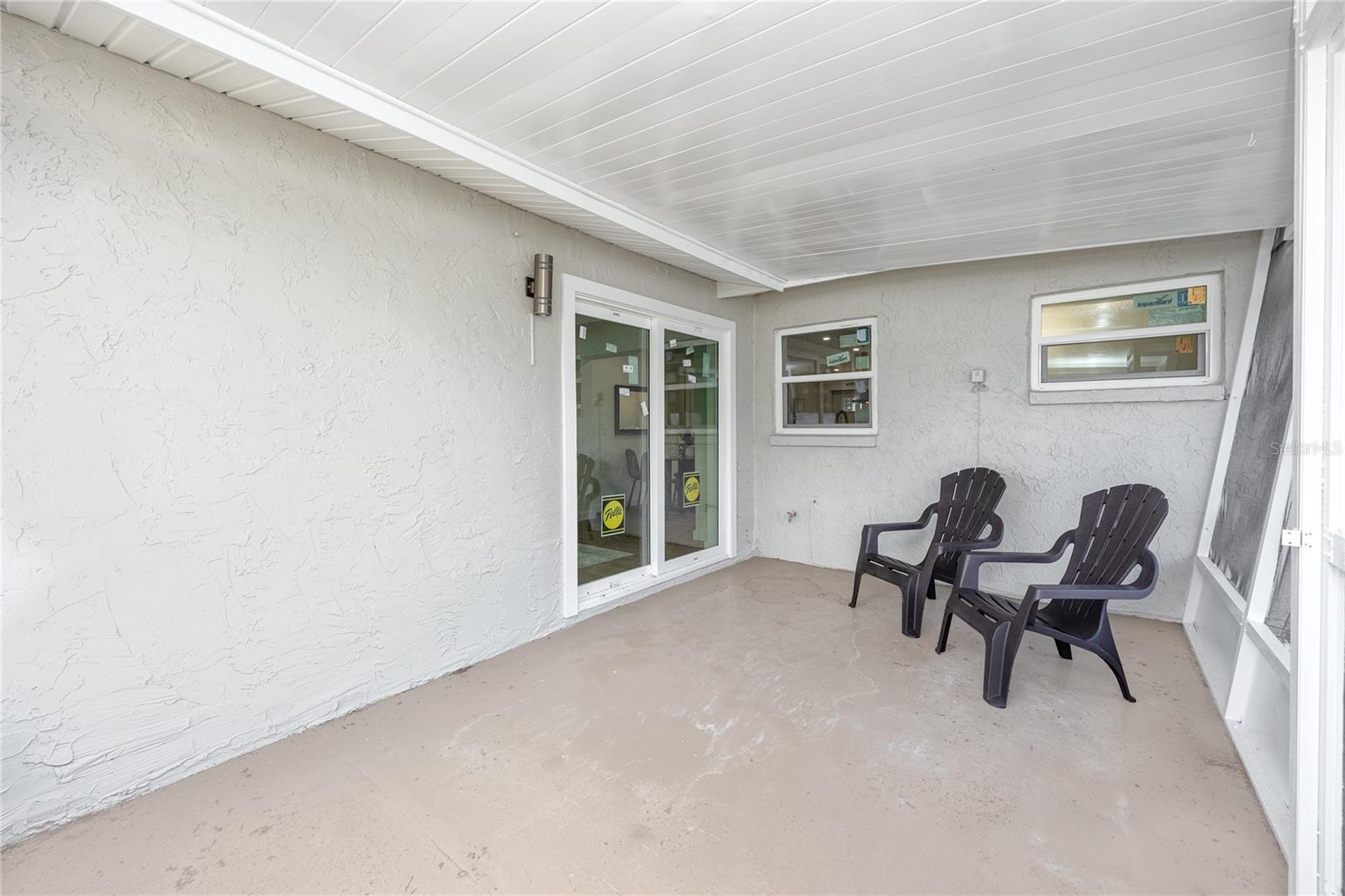 Image 31 of 43 For 2541 Columbus Way S