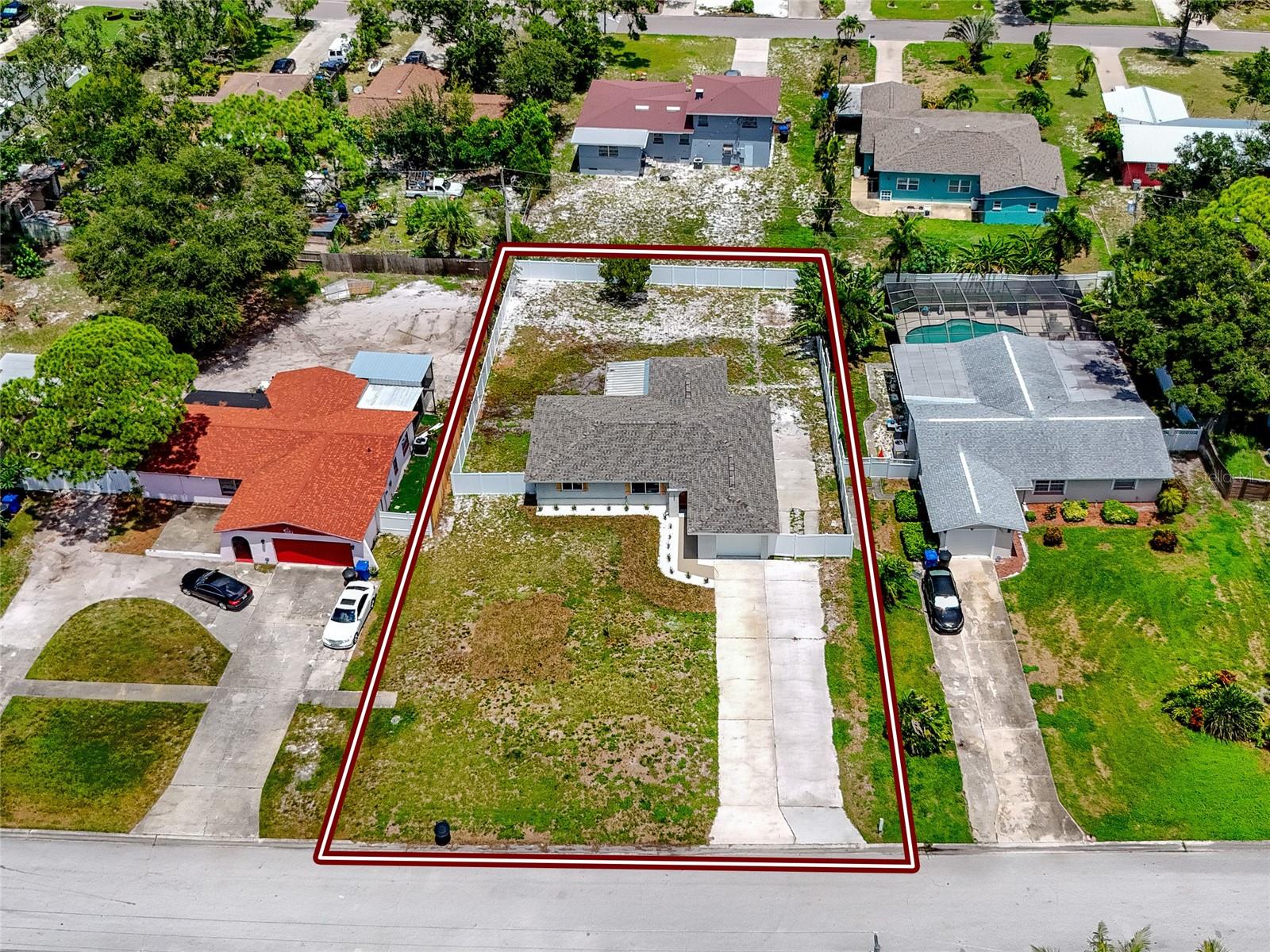 Image 36 of 43 For 2541 Columbus Way S