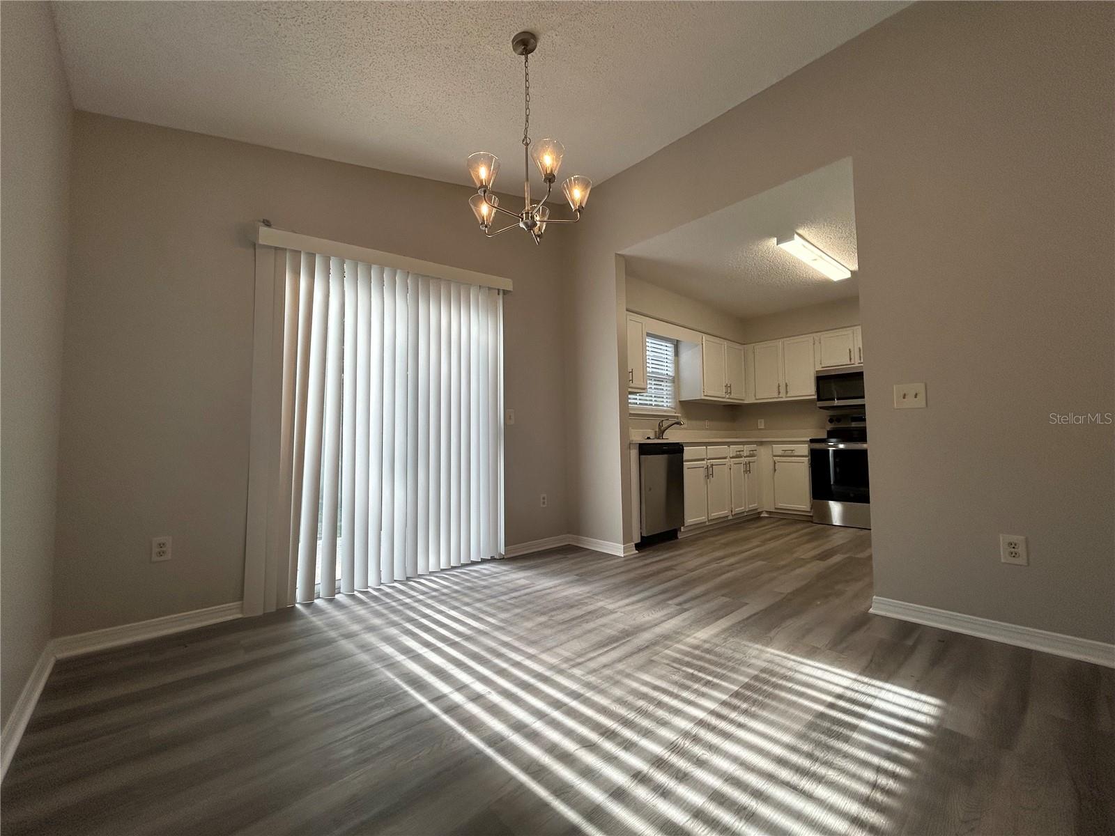 Image 4 of 16 For 1851 Yukon Court