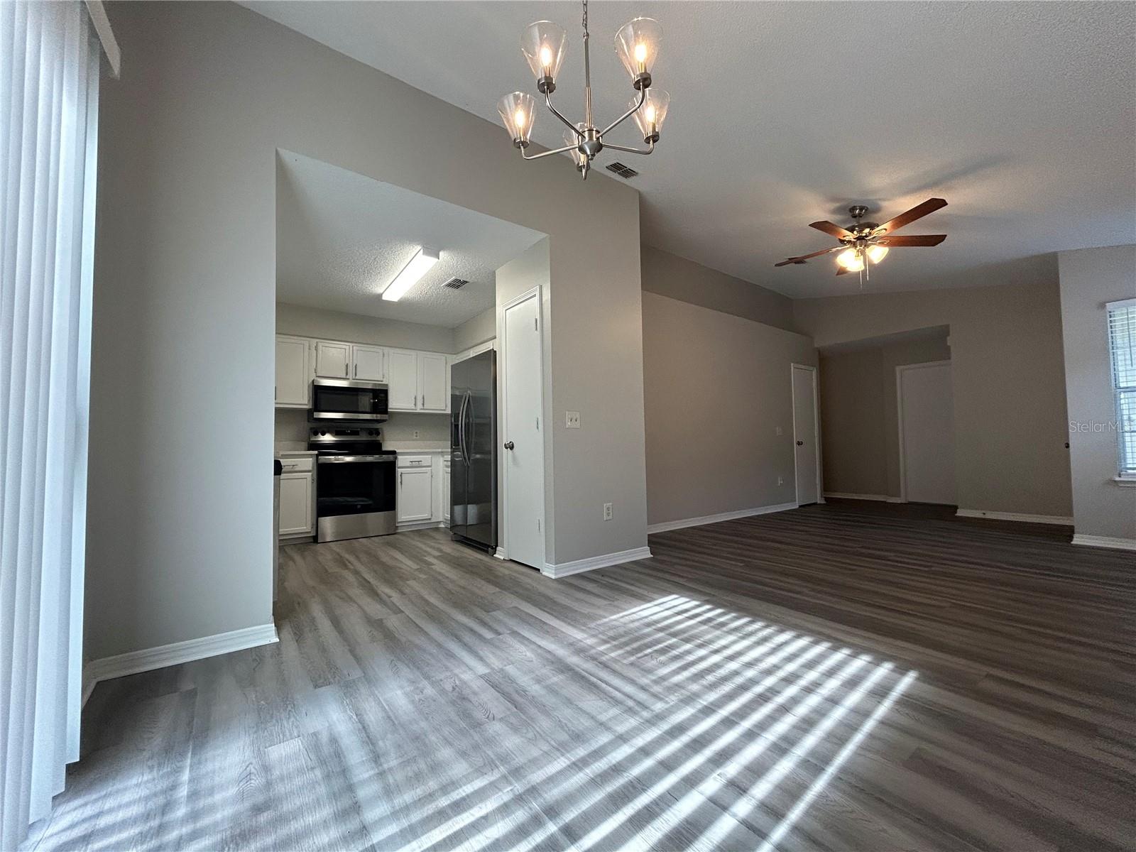 Image 5 of 16 For 1851 Yukon Court