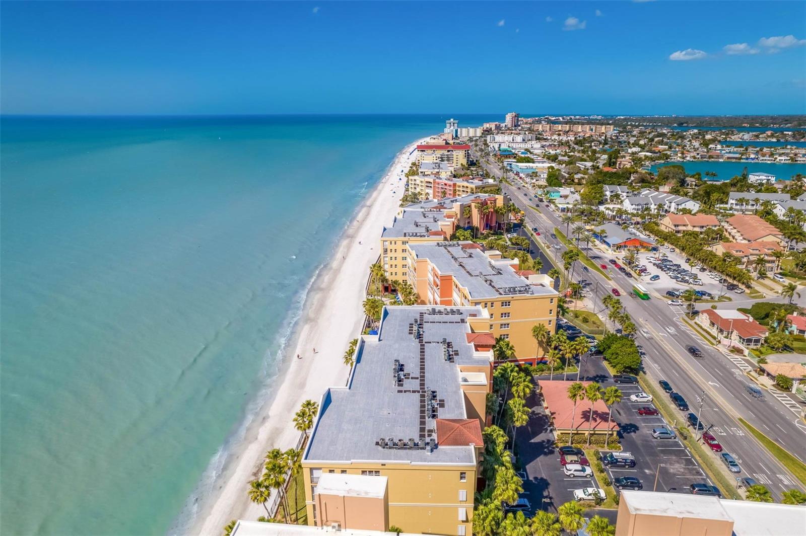 Image 39 of 64 For 16550 Gulf Boulevard 545