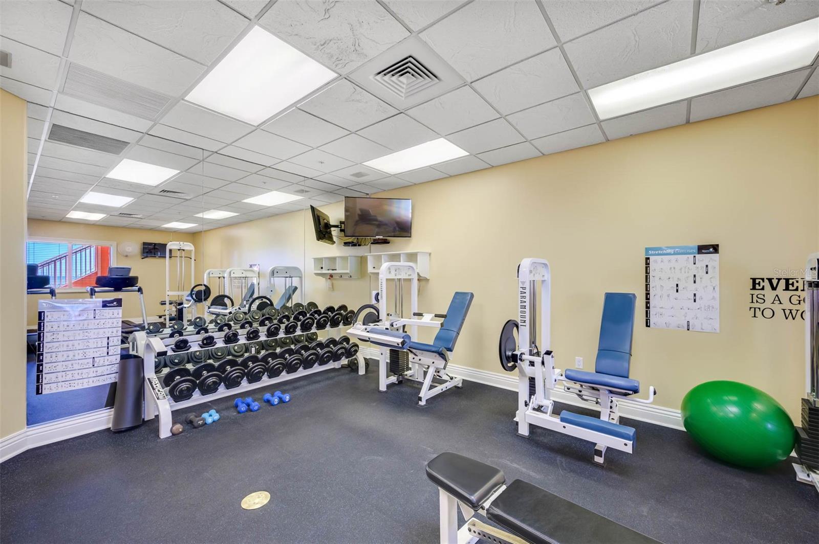 Image 57 of 64 For 16550 Gulf Boulevard 545