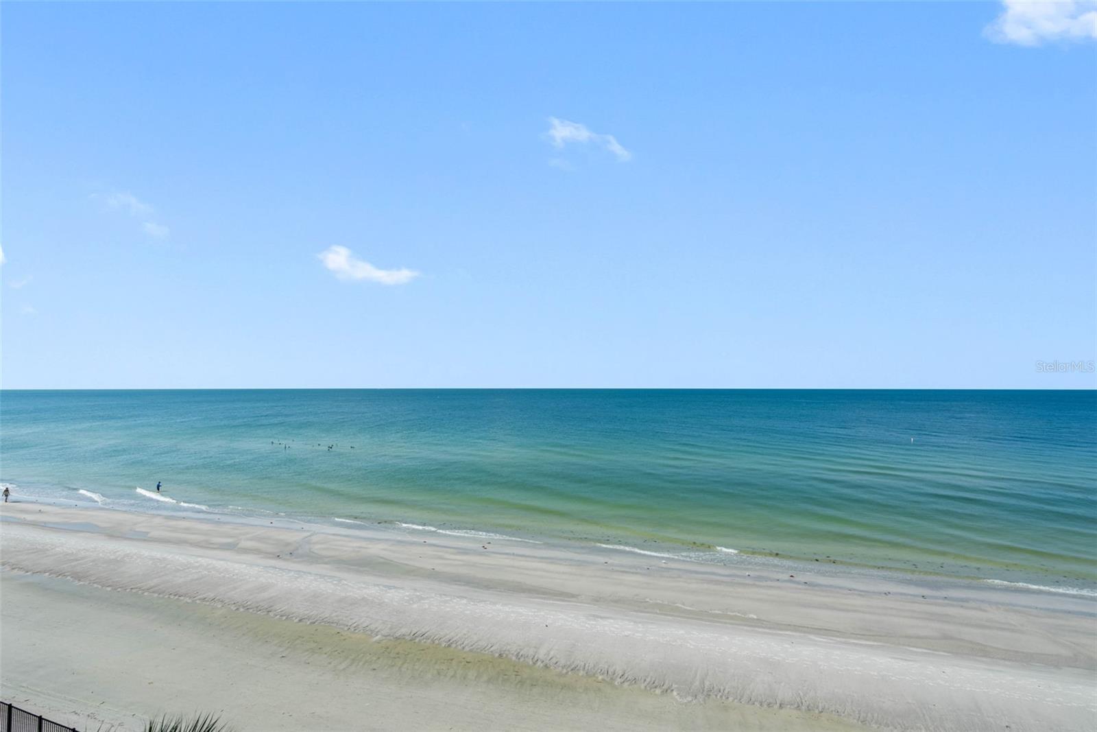 Image 59 of 64 For 16550 Gulf Boulevard 545