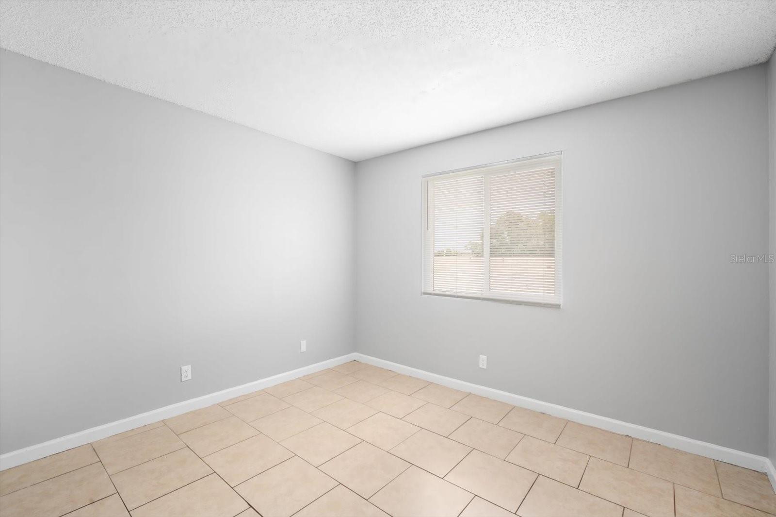 Image 12 of 20 For 239 Red Maple Place