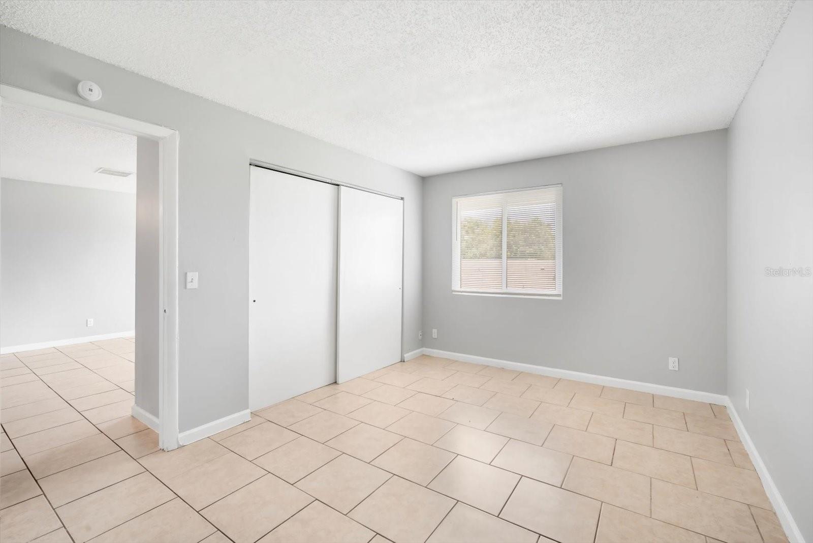 Image 14 of 20 For 239 Red Maple Place