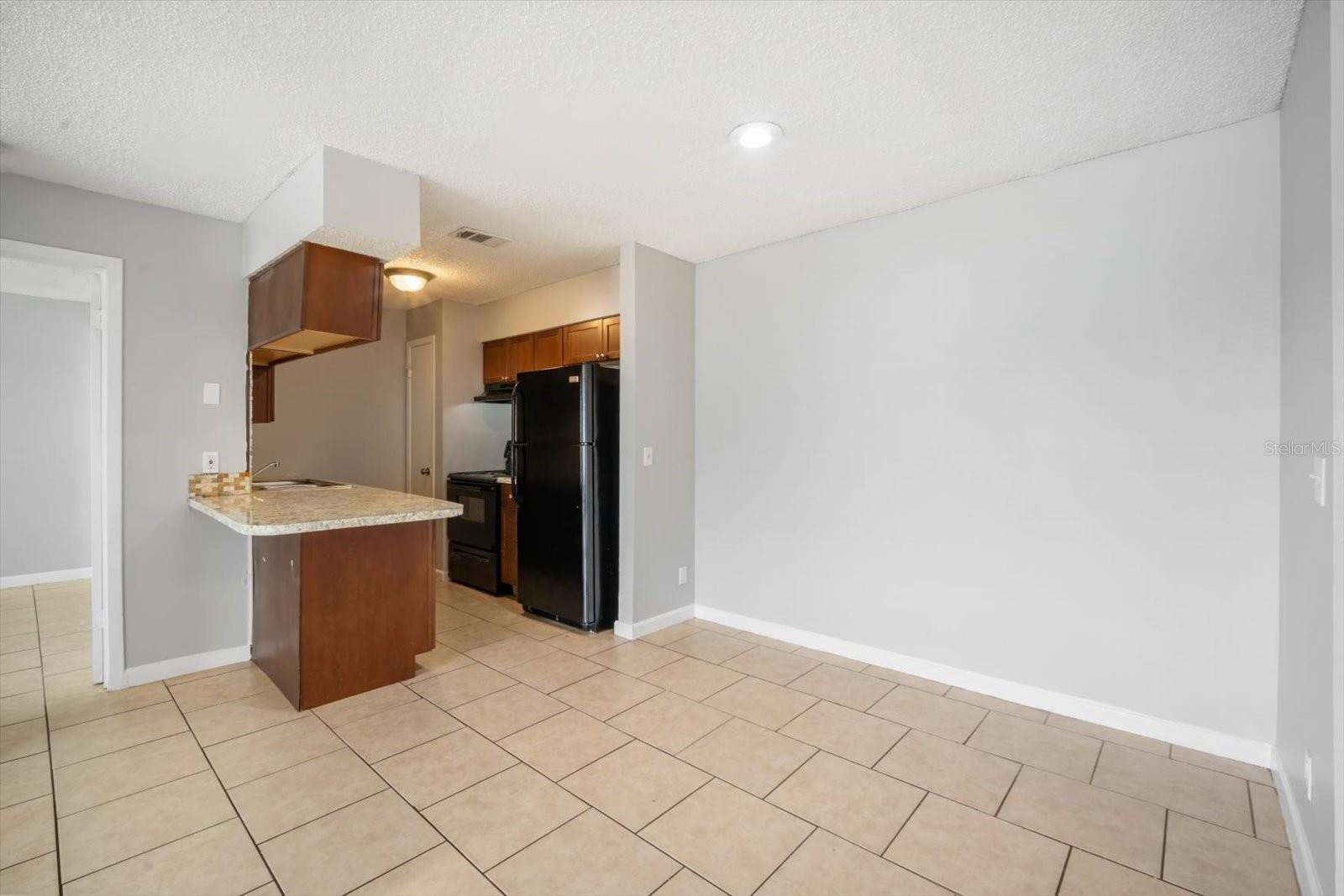 Image 6 of 20 For 239 Red Maple Place