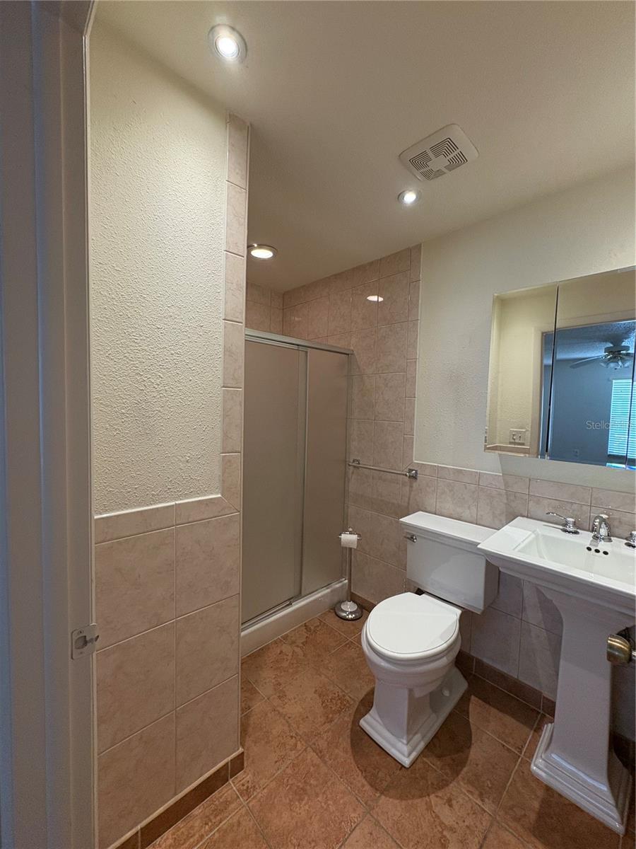 Image 13 of 21 For 6177 Chesham Drive 6