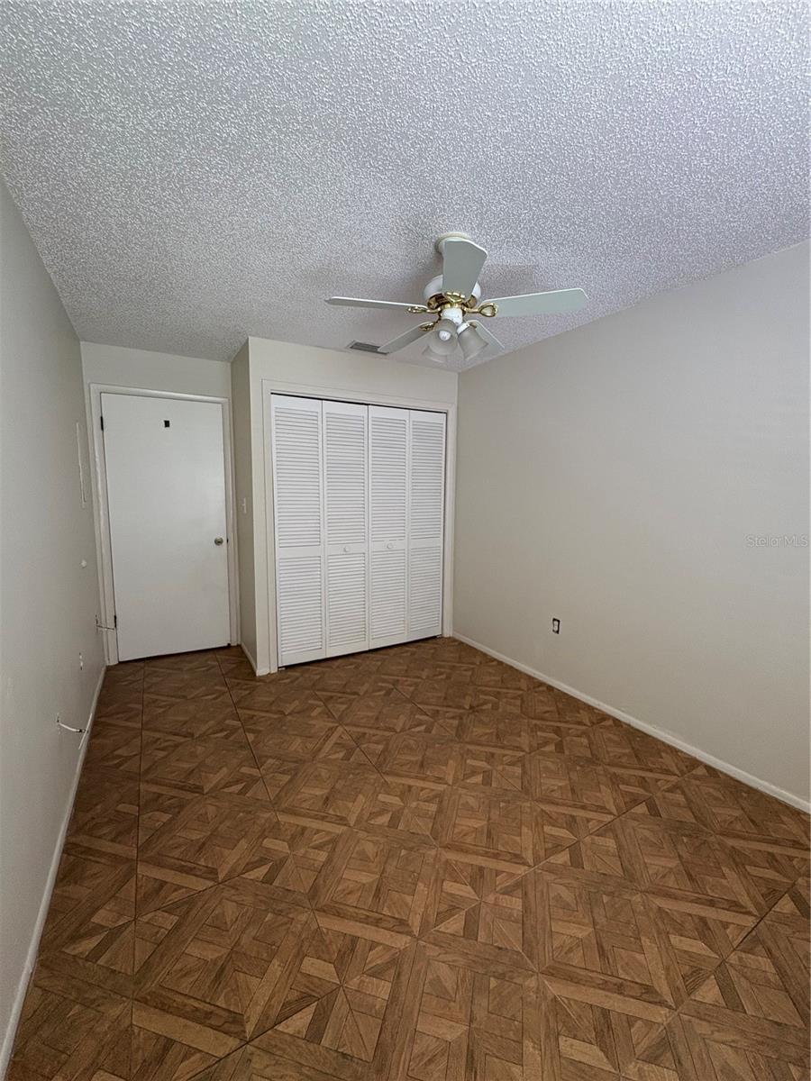 Image 9 of 21 For 6177 Chesham Drive 6