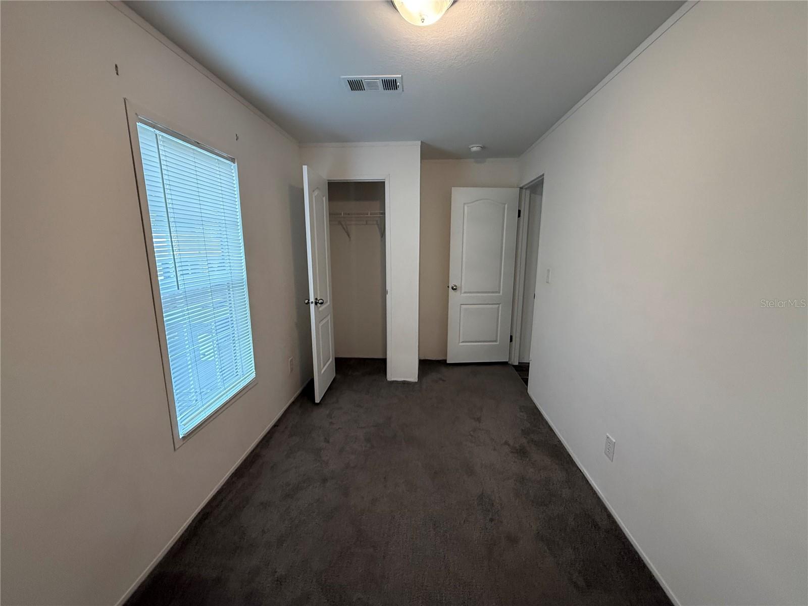 Listing photo id 32 for 39141 Bay Avenue