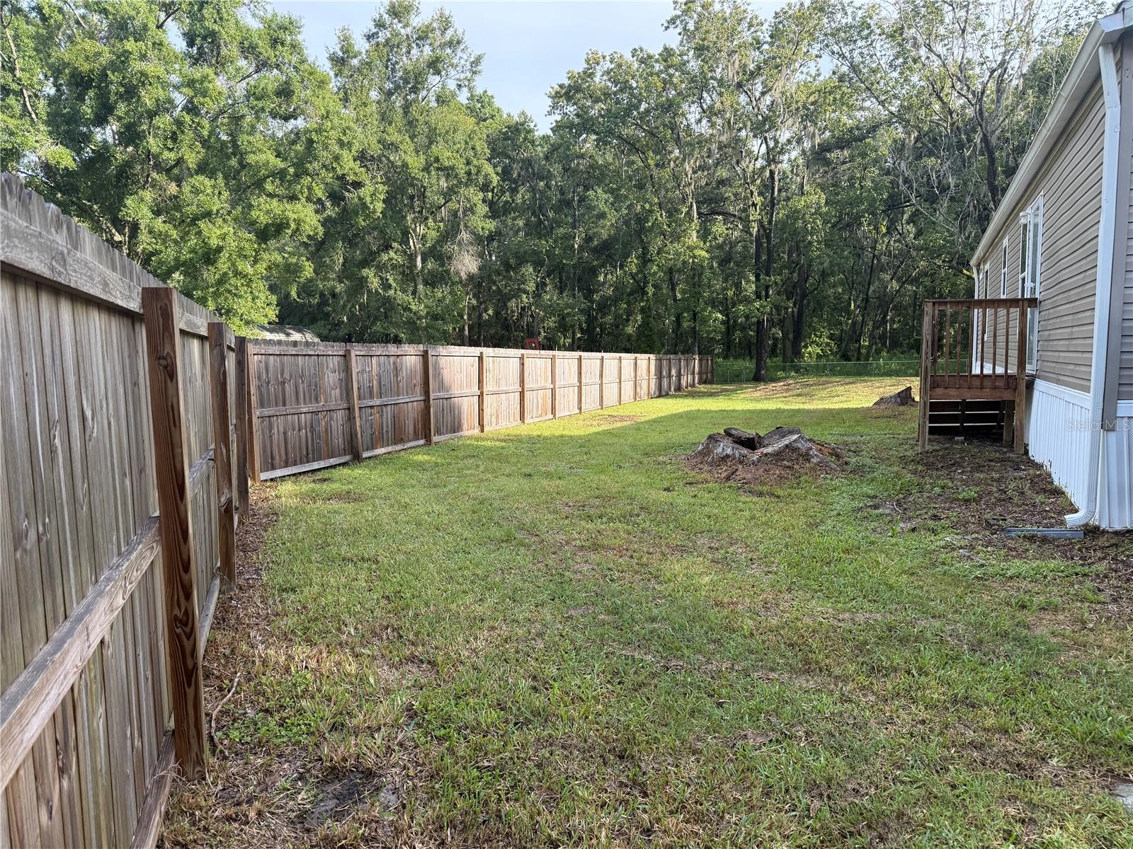 Listing photo id 39 for 39141 Bay Avenue