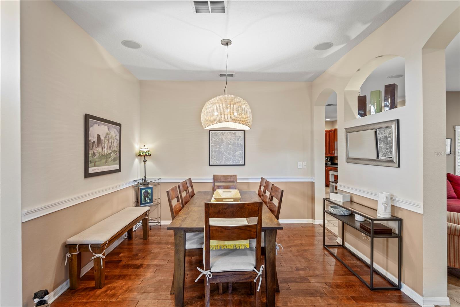 Listing photo id 18 for 3540 Brickell Court