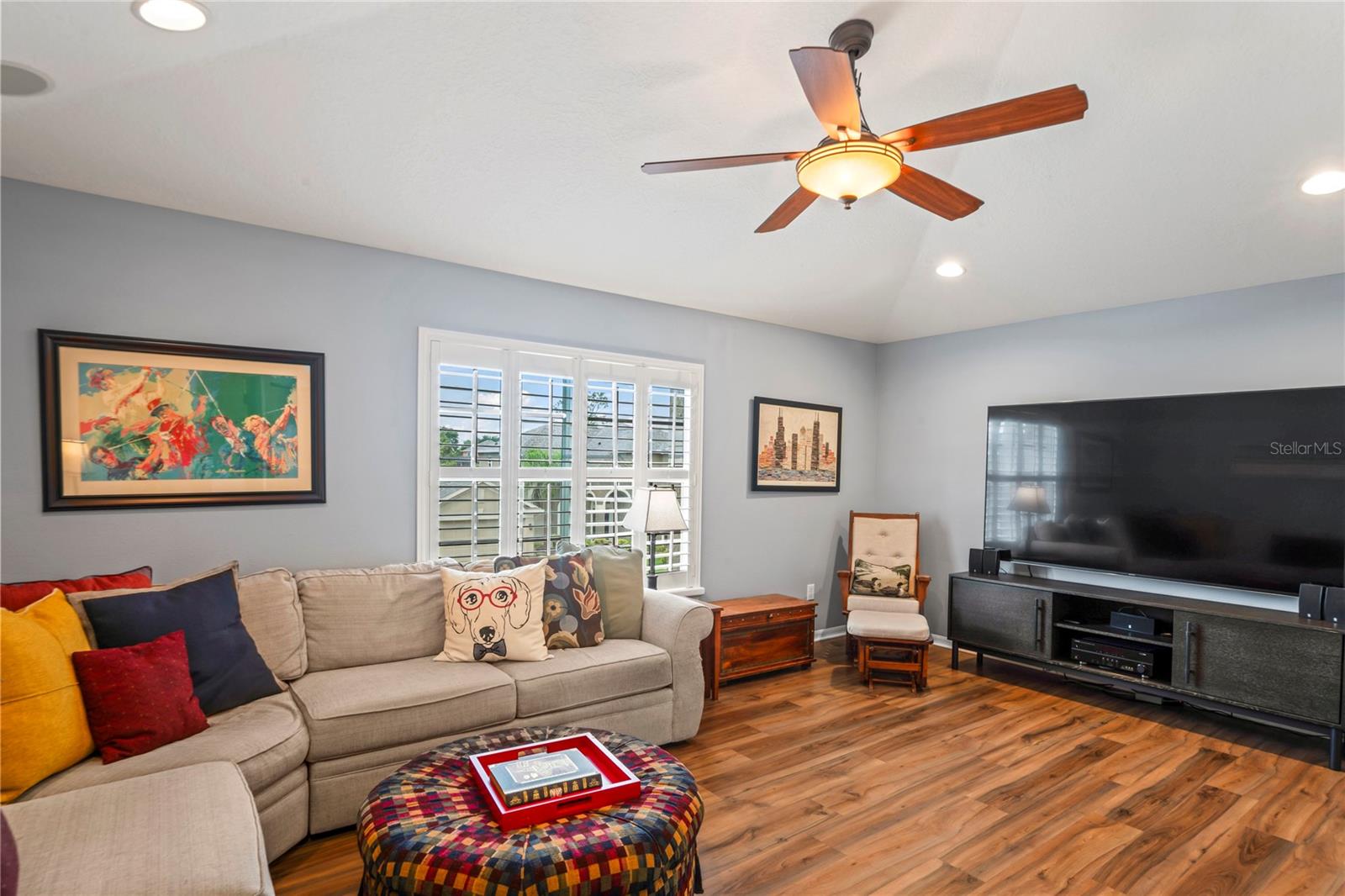 Listing photo id 25 for 3540 Brickell Court