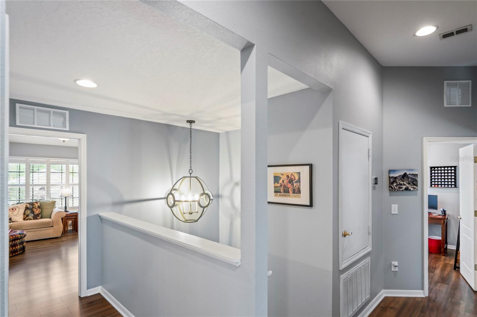 Listing photo id 36 for 3540 Brickell Court