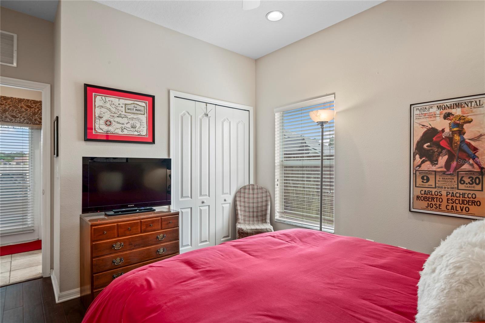 Listing photo id 47 for 3540 Brickell Court