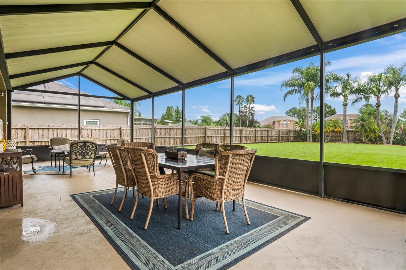 Listing photo id 54 for 3540 Brickell Court