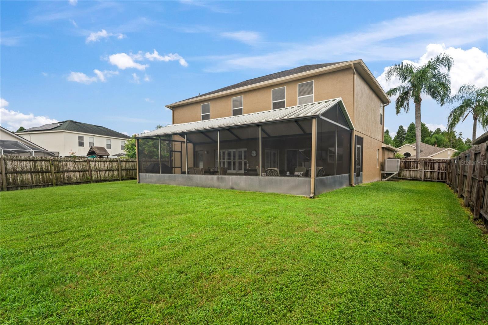 Listing photo id 58 for 3540 Brickell Court