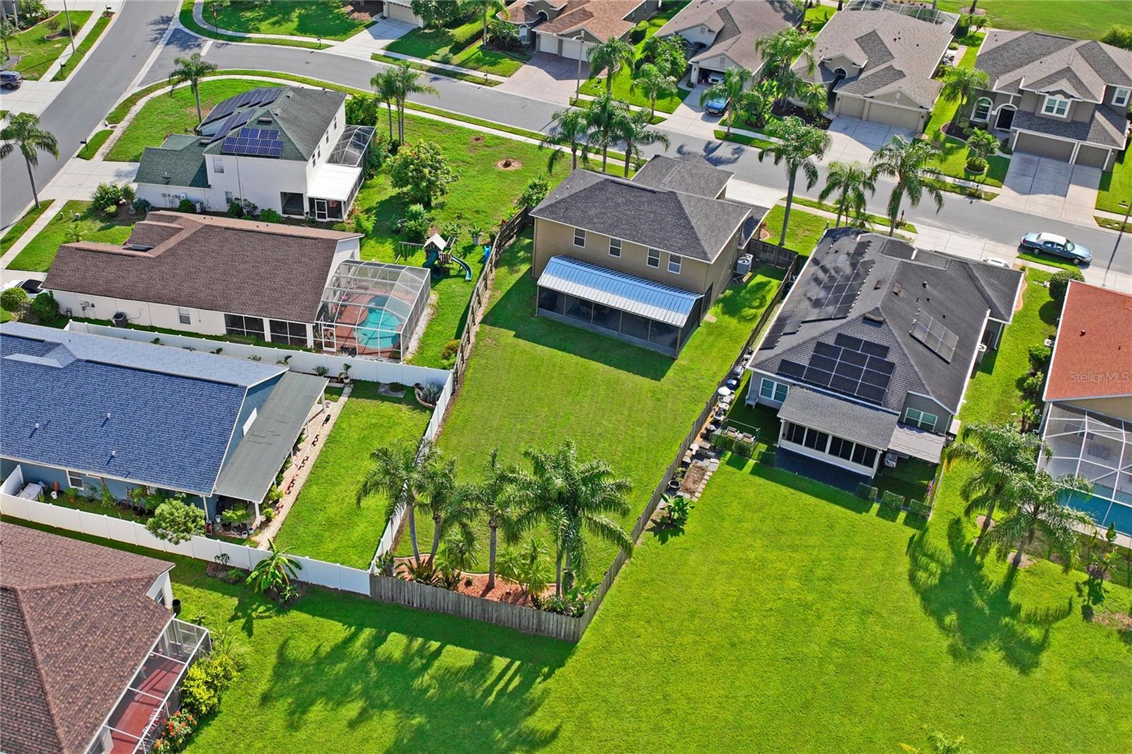 Listing photo id 62 for 3540 Brickell Court