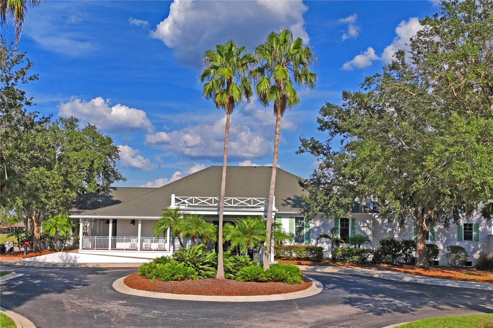 Listing photo id 69 for 3540 Brickell Court
