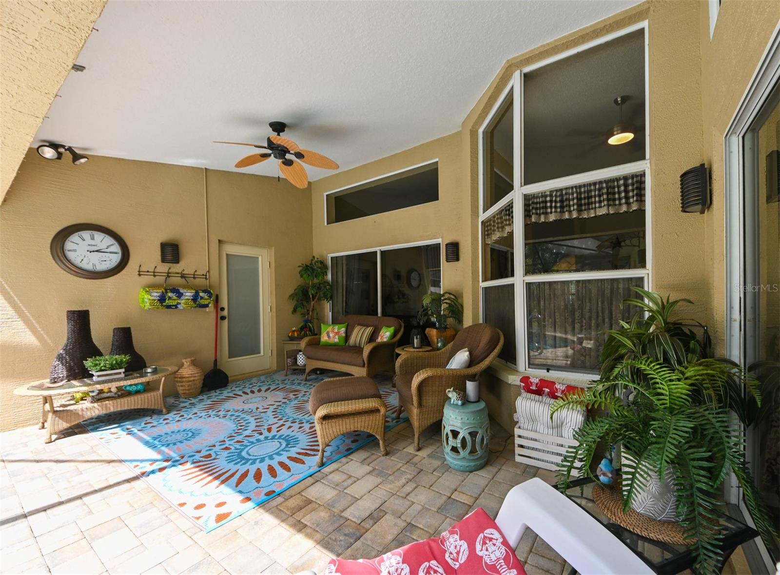 Image 13 of 43 For 9106 Calle Alta