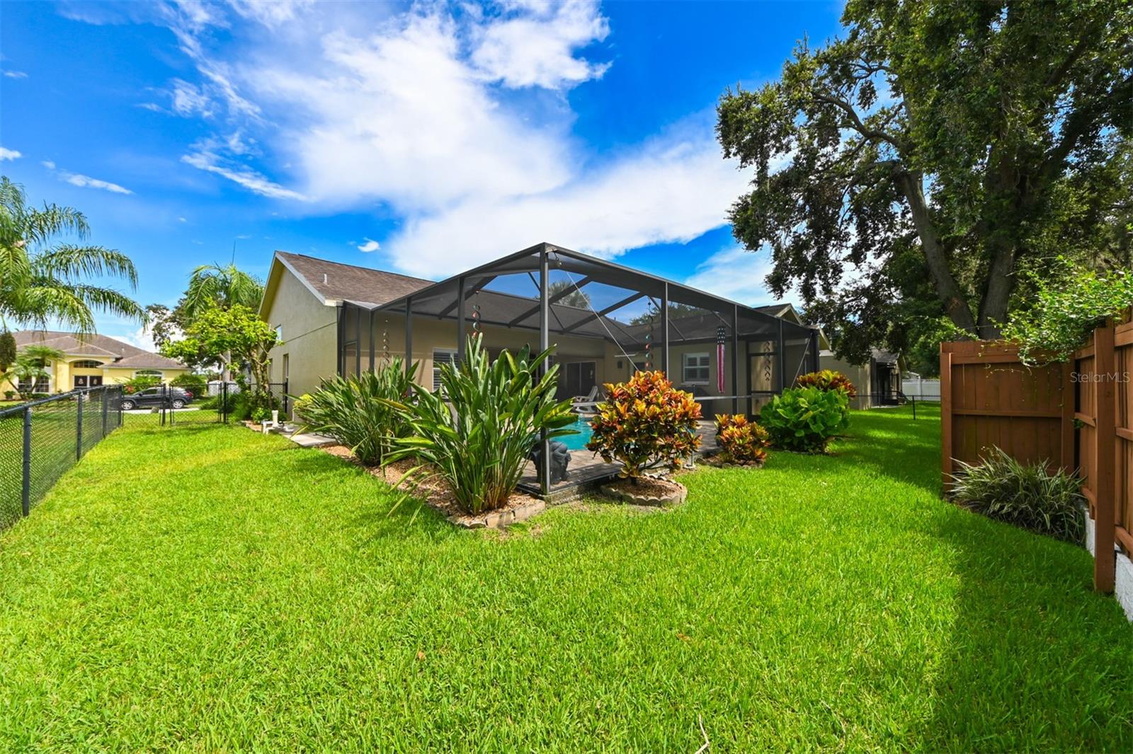 Image 3 of 43 For 9106 Calle Alta
