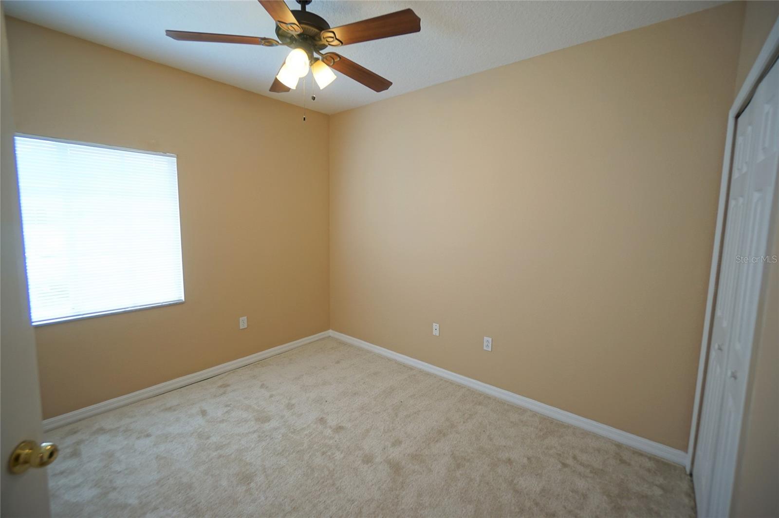 Image 12 of 19 For 6009 Skydale Way 102