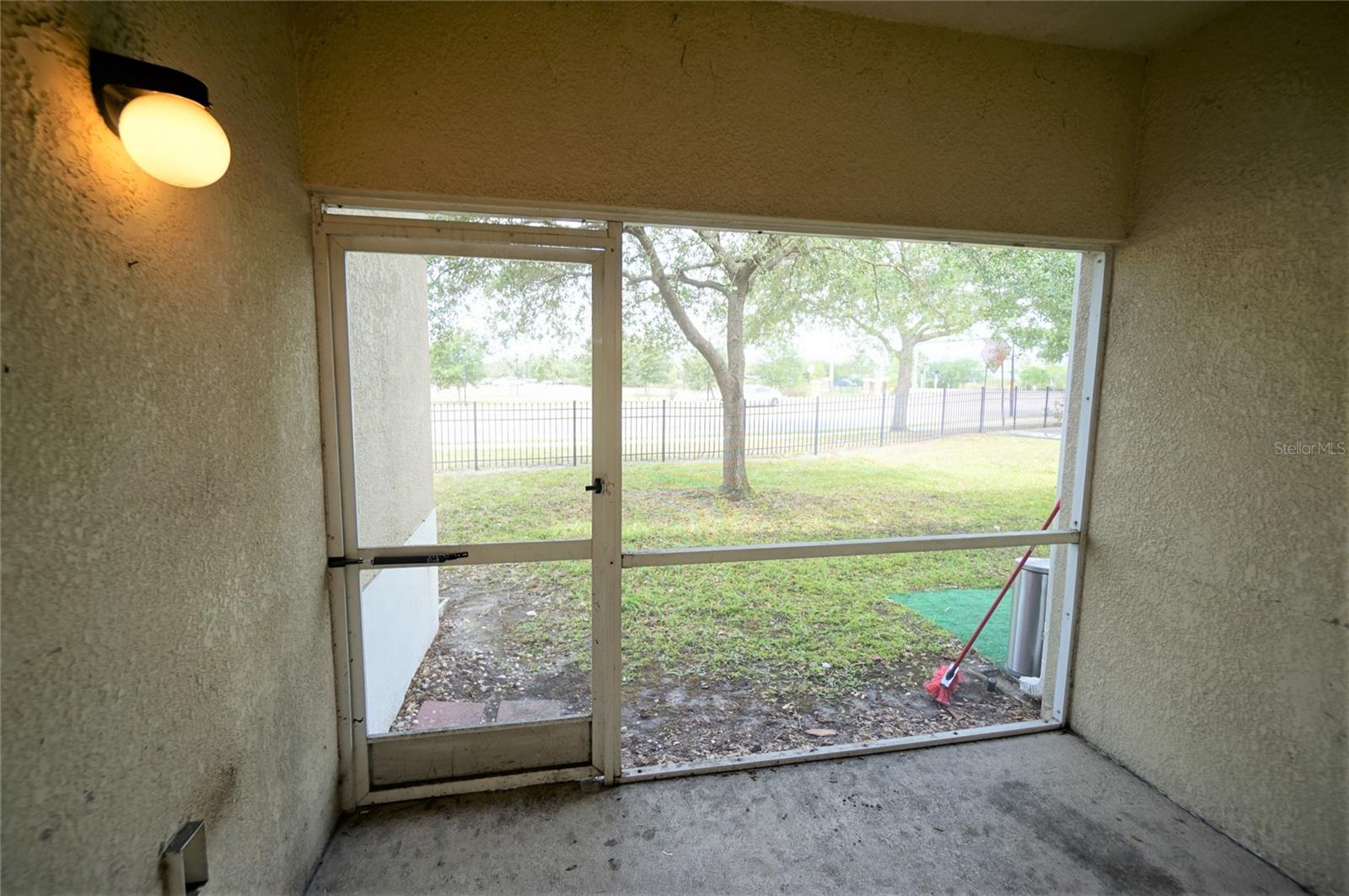 Image 18 of 19 For 6009 Skydale Way 102