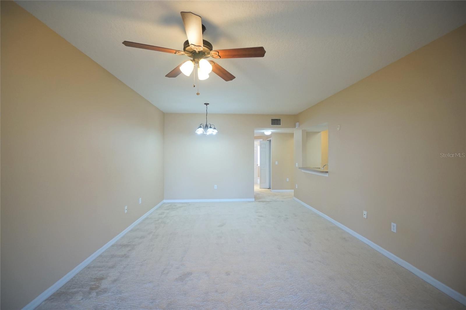 Image 6 of 19 For 6009 Skydale Way 102