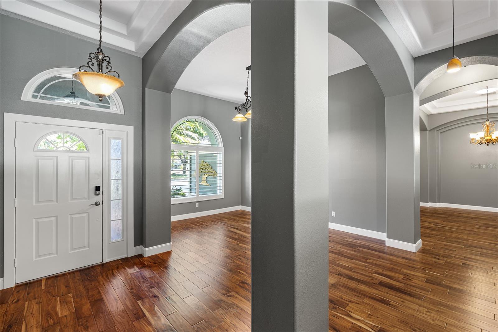 Listing photo id 8 for 13710 Mill Place