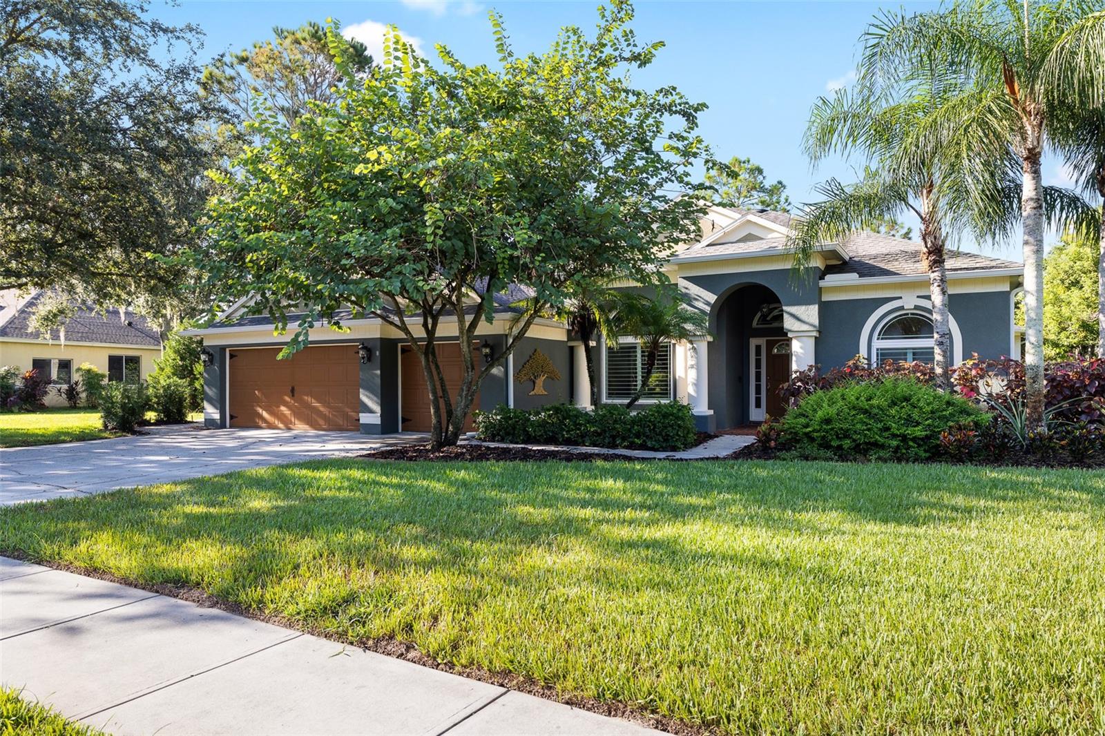Listing photo id 3 for 13710 Mill Place