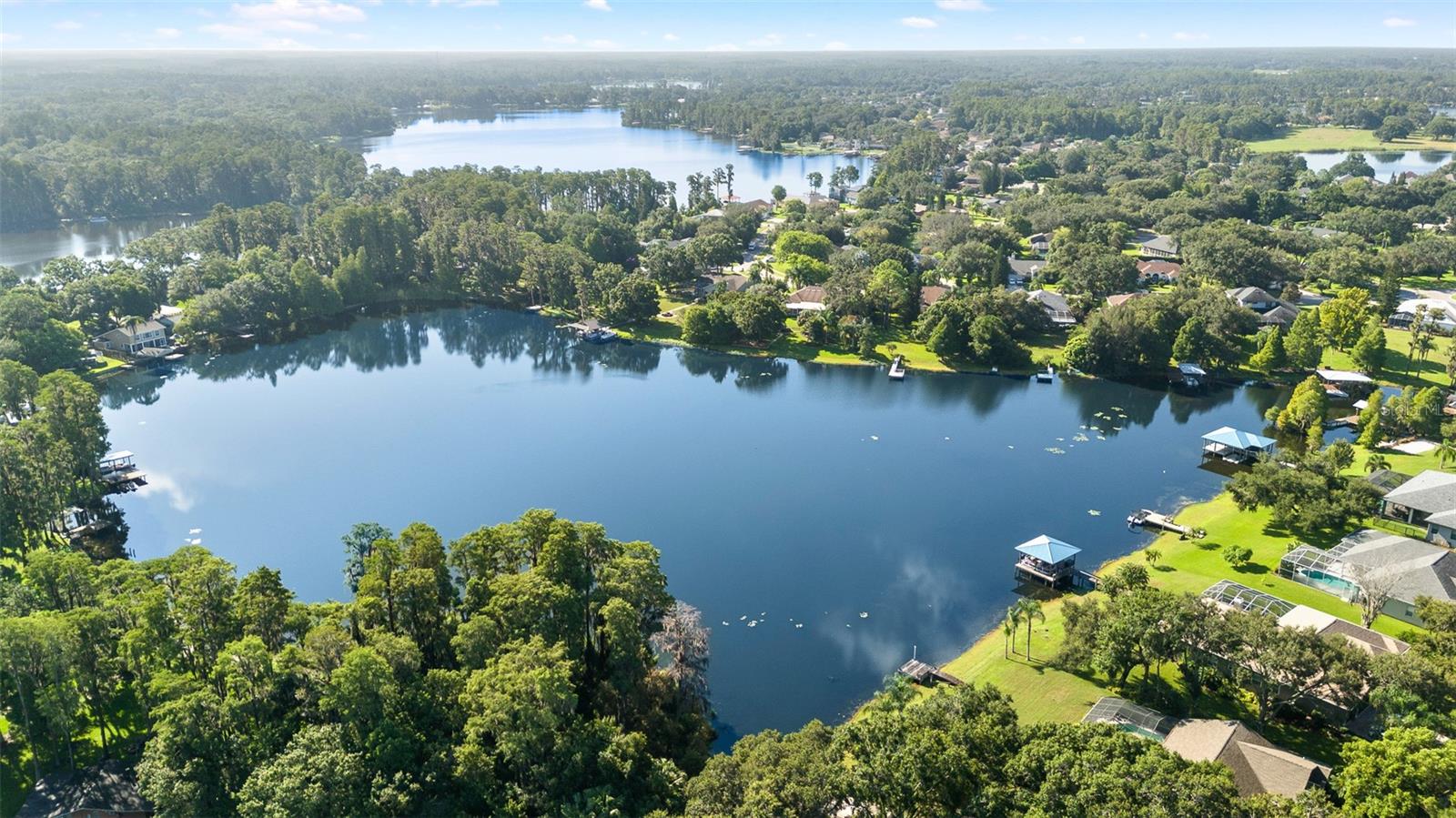 Listing photo id 53 for 13710 Mill Place