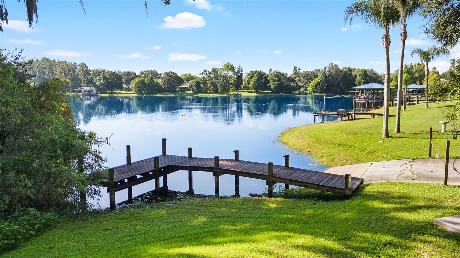 Listing photo id 63 for 13710 Mill Place