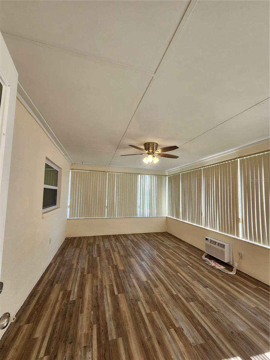 Image 12 of 14 For 10155 36th Way N