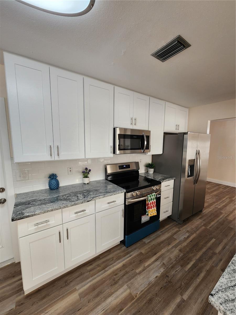 Image 4 of 14 For 10155 36th Way N