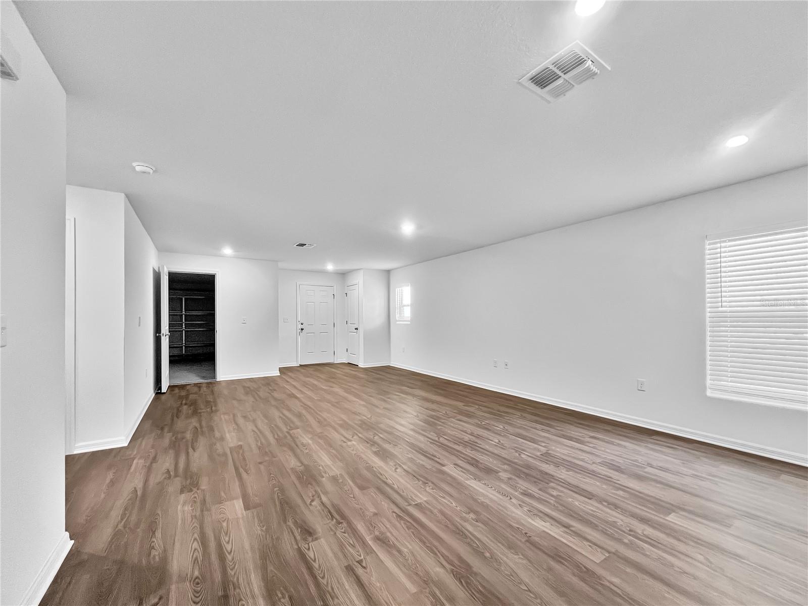 Image 6 of 16 For 2366 Aquiline Nest Street