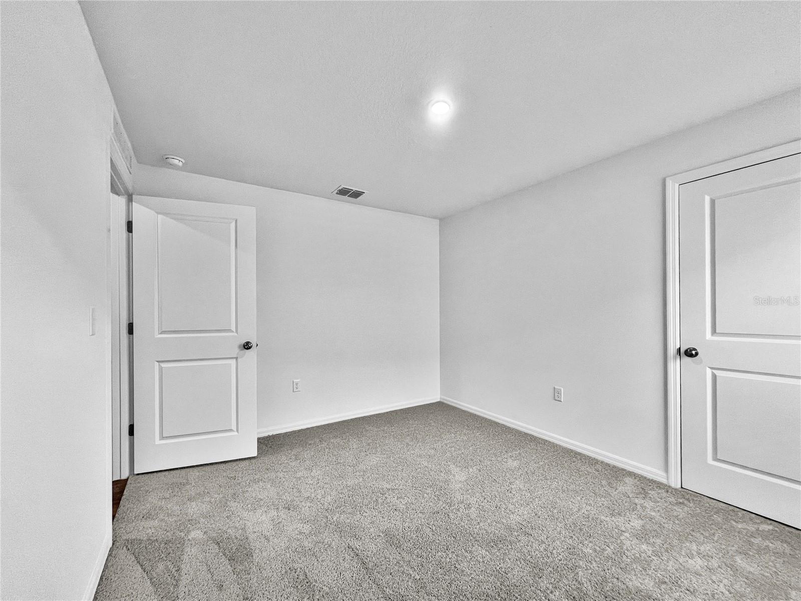 Image 9 of 16 For 2366 Aquiline Nest Street