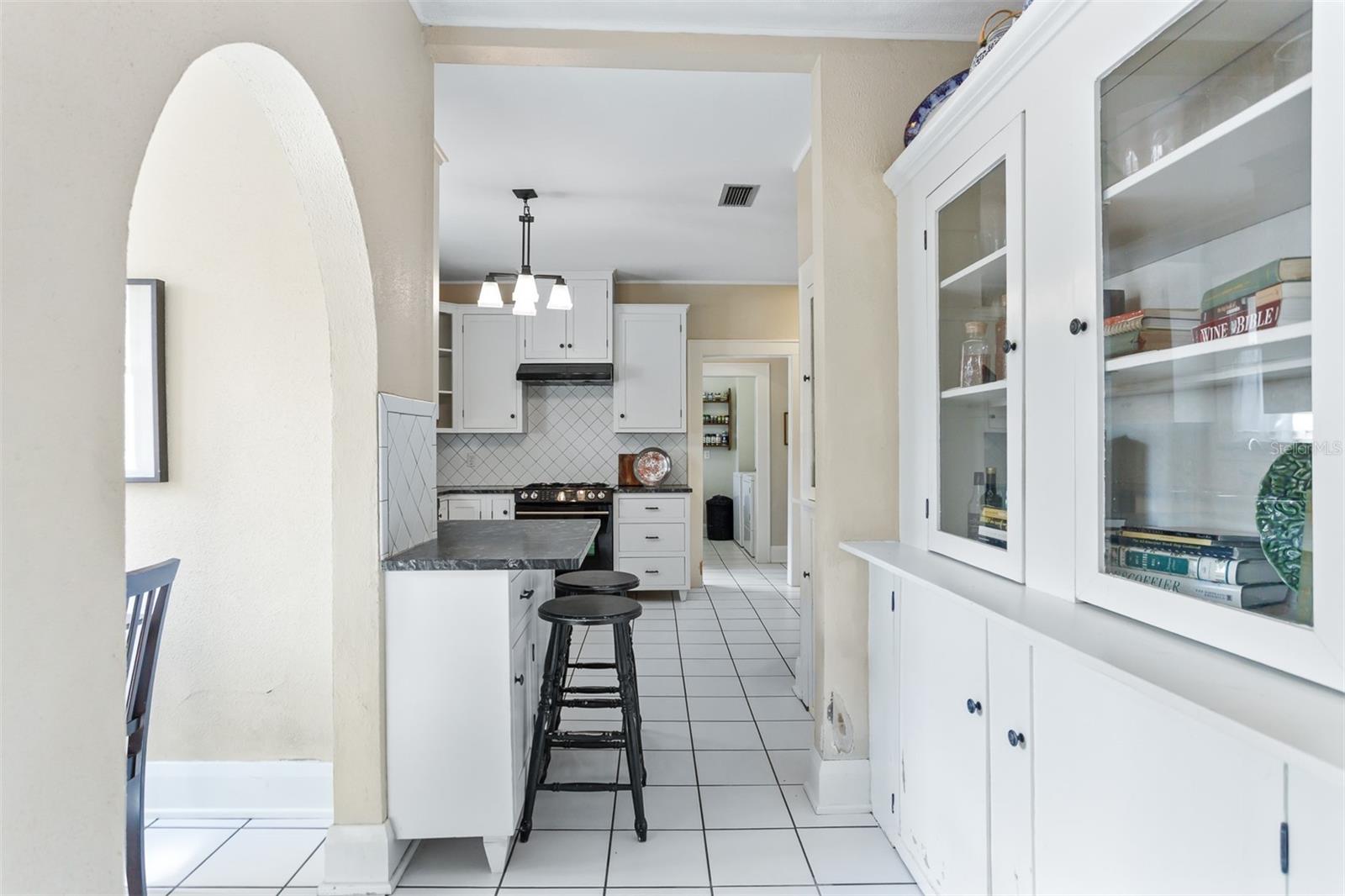 Image 13 of 53 For 1213 Comanche Avenue