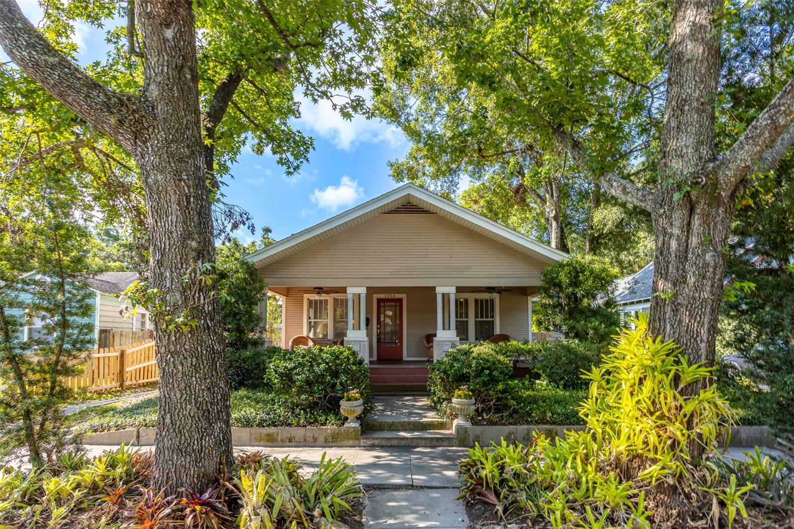 Image 2 of 53 For 1213 Comanche Avenue