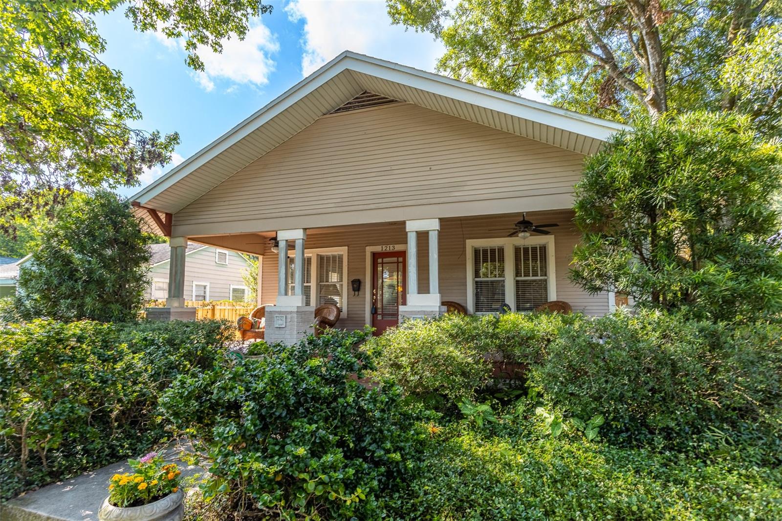 Image 29 of 53 For 1213 Comanche Avenue