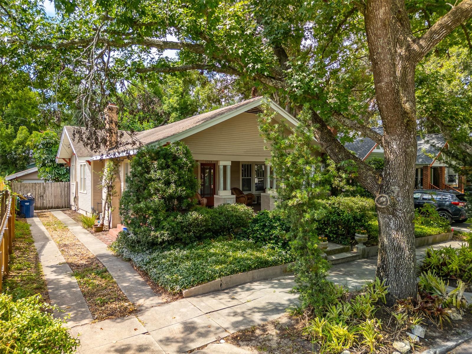 Image 44 of 53 For 1213 Comanche Avenue